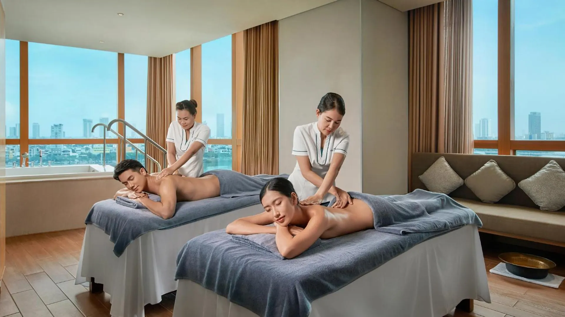***** Hotel Novotel Danang Premier Han River Vietnam