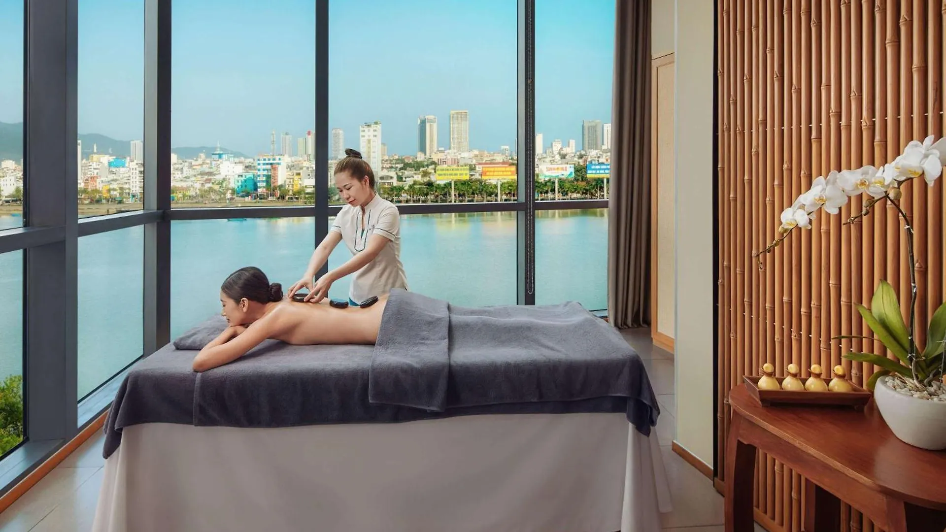 Hotel Novotel Danang Premier Han River