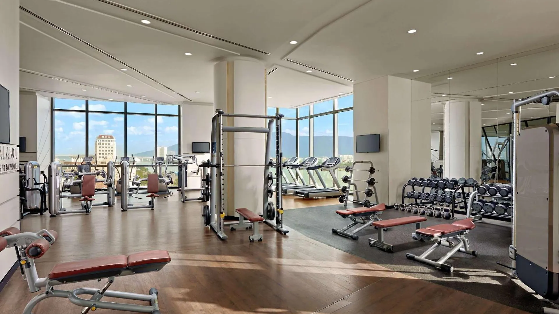 ***** Отель Novotel Danang Premier Han River Вьетнам